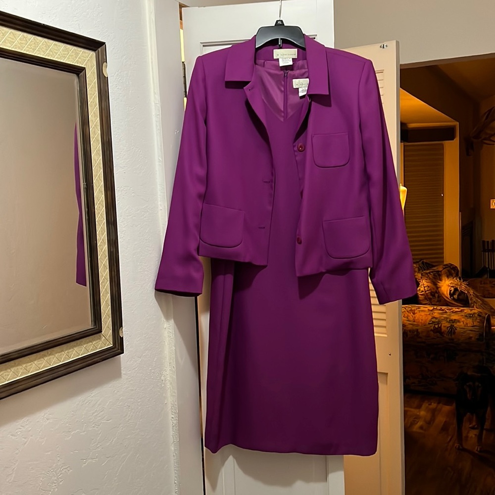 Worn Once Need To Be Dry Cleaned - image 1